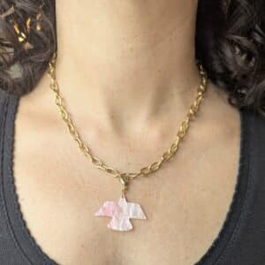 Ma poulette bijoux Pendentif Odette - oiseau rose nacré